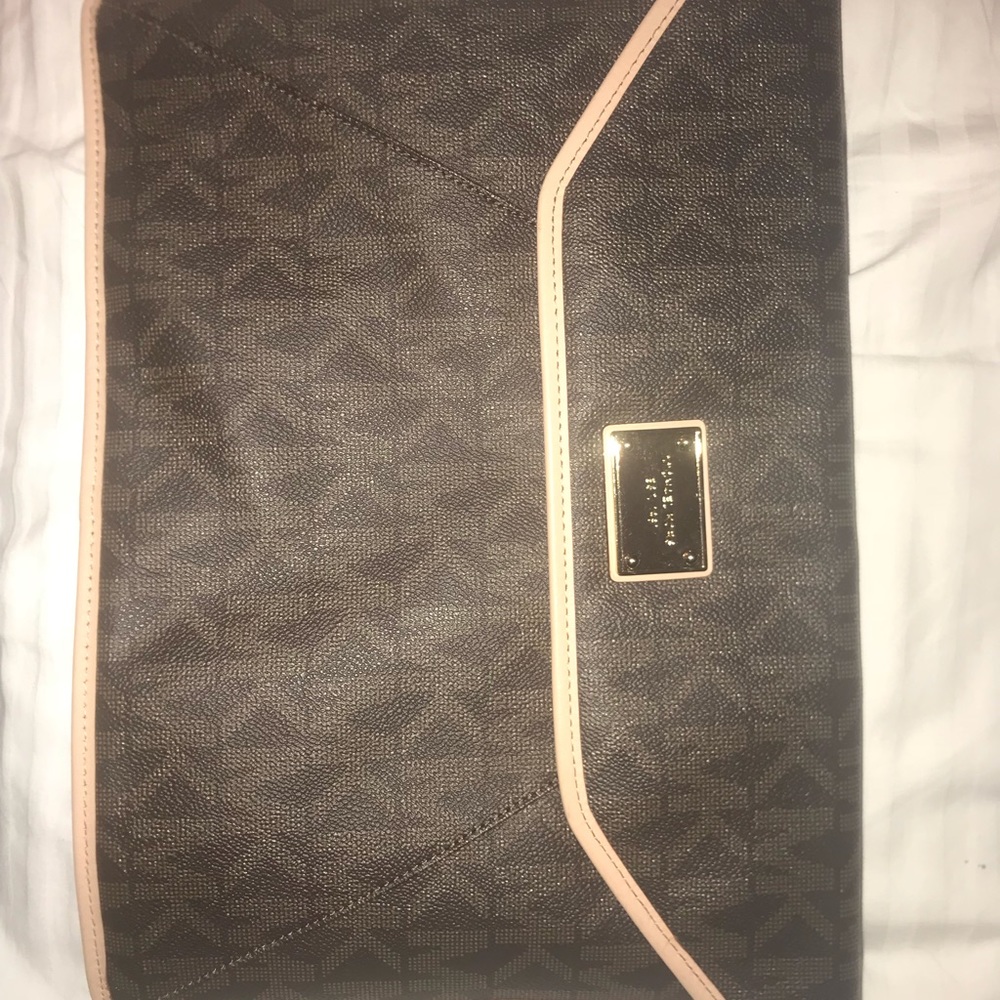 13 inch MacBook Air Michael Kors Sleeve